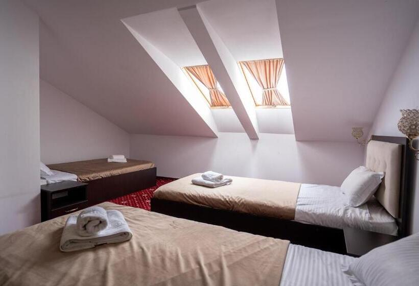 Camera Tripla Superiore, N Residence