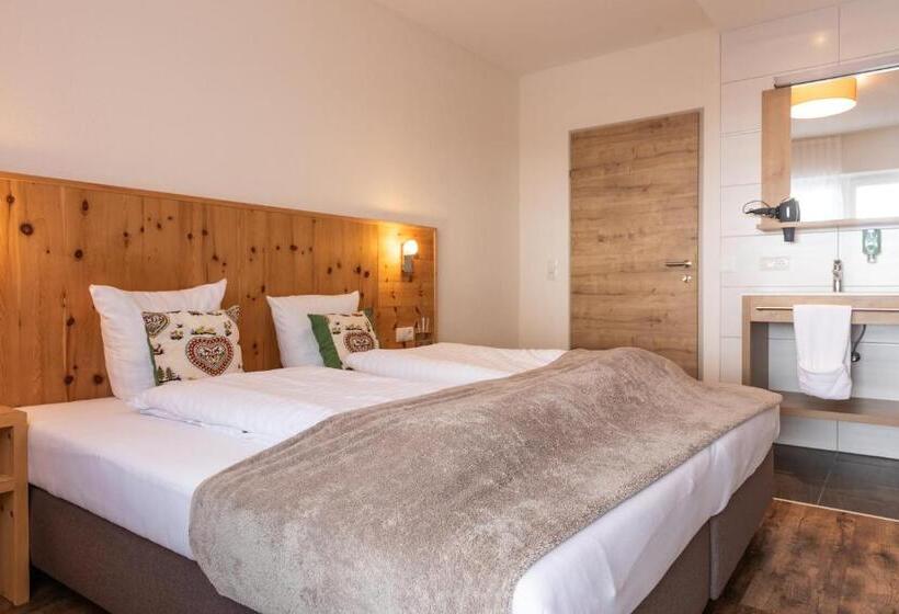 带1个卧室的带阳台的公寓, Pitztal Living