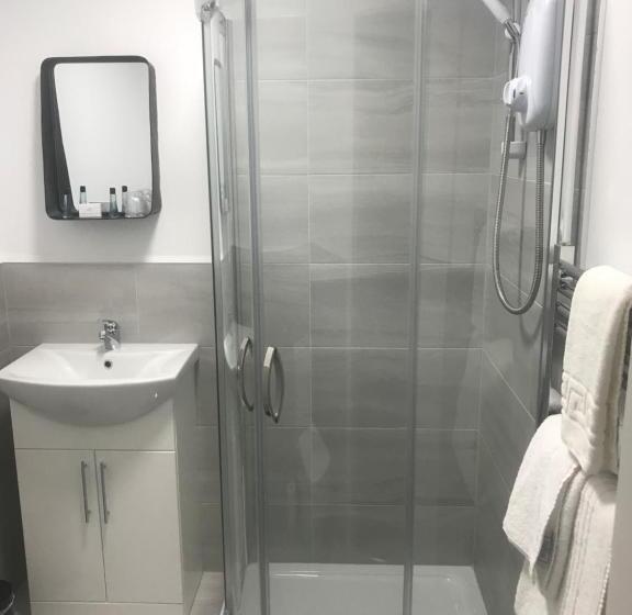 חדר סטנדרט עם מיטת קינג, The Reubens