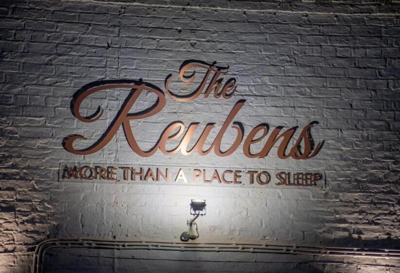 חדר אקונומי, The Reubens