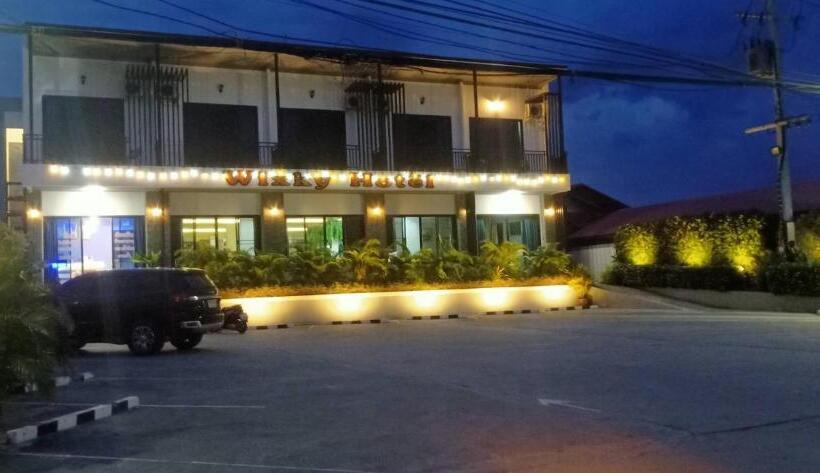 Семейный Номер Deluxe, Wixky