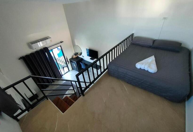 Семейный Номер Deluxe, Wixky