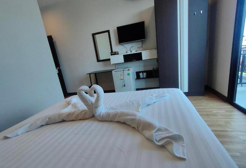 Номер Deluxe, Wixky