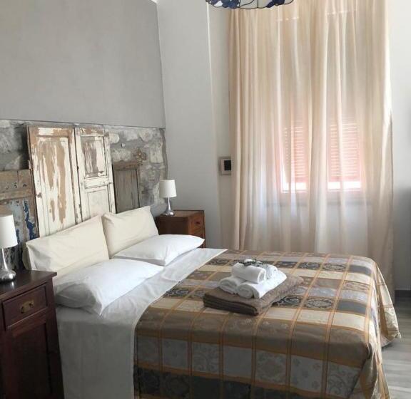 اتاق استاندارد, Alla Porta Di Sotto B&b