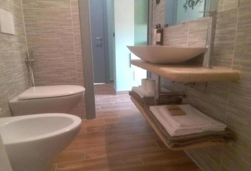اتاق استاندارد با تراس, Alla Porta Di Sotto B&b
