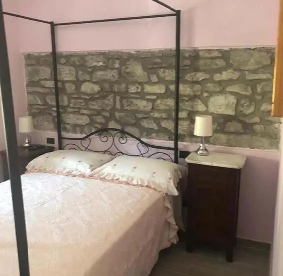 ベーシックルーム, Alla Porta Di Sotto B&b