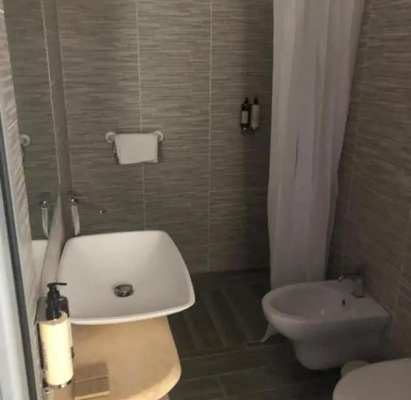 ベーシックルーム, Alla Porta Di Sotto B&b