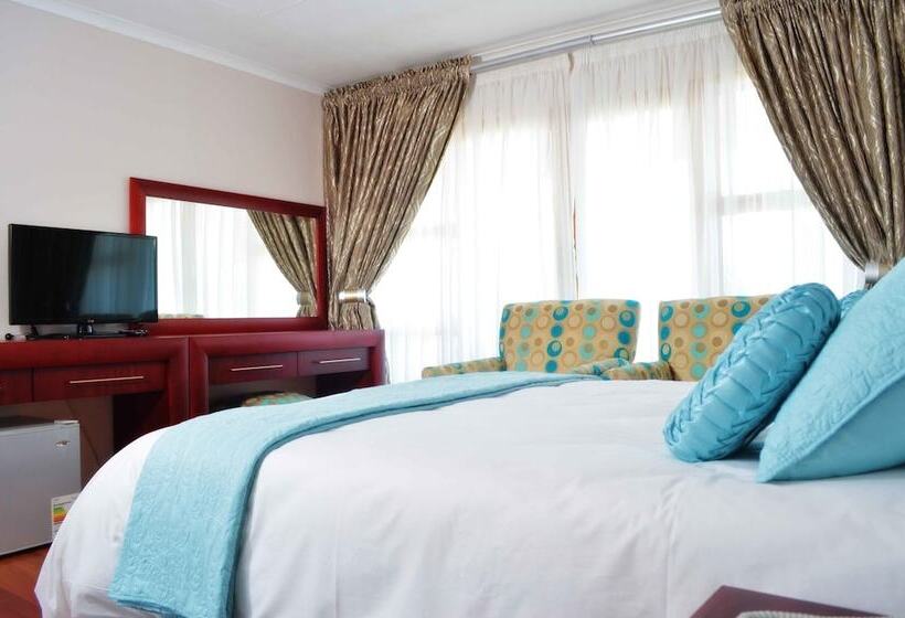 Номер Deluxe Вид на Море с Балконом, Empoza Seaview Guesthouse