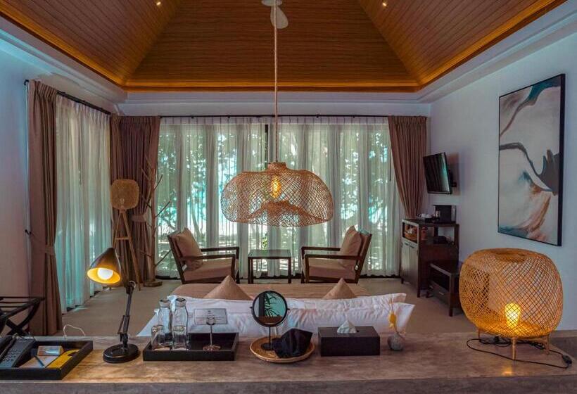 اتاق لوکس با چشم‌انداز دریا, Victoria Cliff Resort Nyaung Oo Phee Island