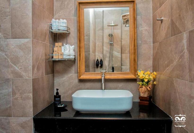 اتاق لوکس با چشمانداز باغ, Victoria Cliff Resort Nyaung Oo Phee Island