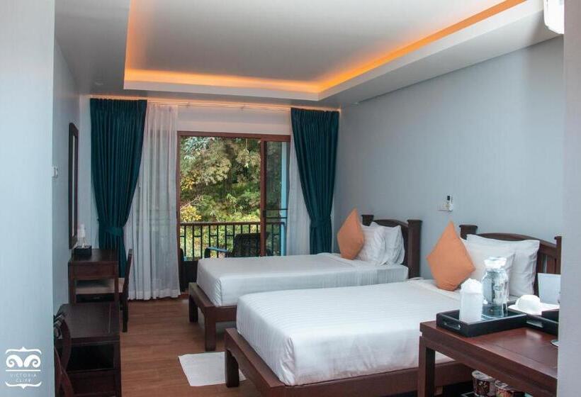 اتاق لوکس با چشمانداز باغ, Victoria Cliff Resort Nyaung Oo Phee Island