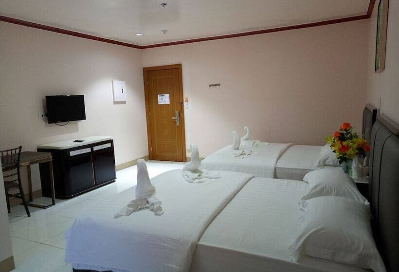ファミリールーム, Meaco Royal Hotel   Taytay