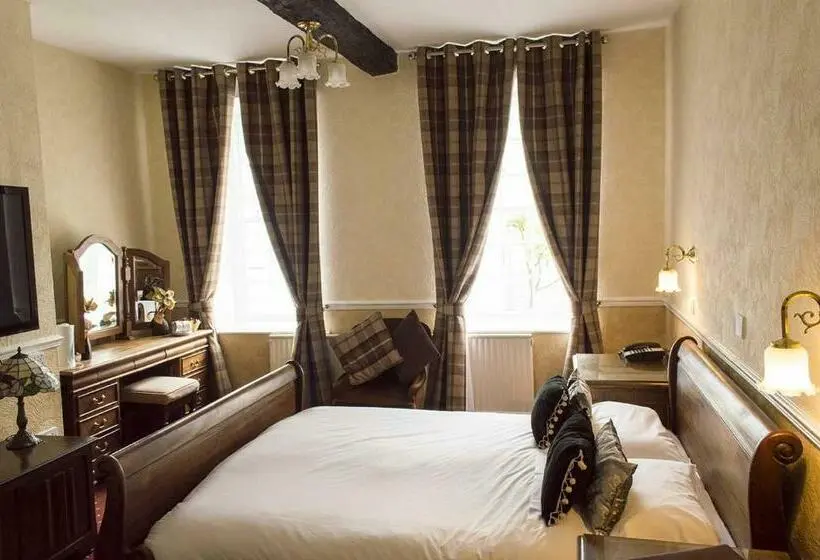 デラックスルーム, The Liverpool Arms