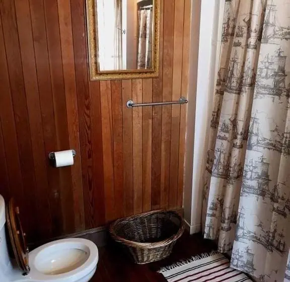 スタンダード4人部屋, Gite De La Baie Hatée