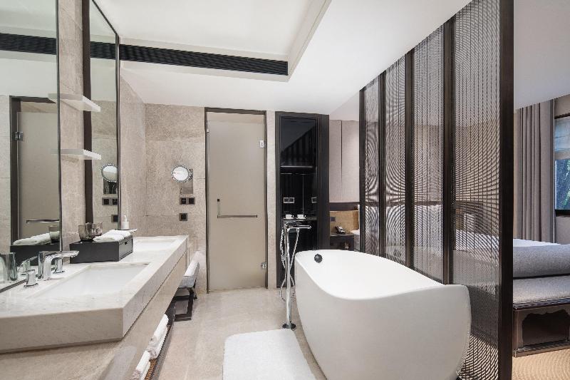 Номер Стандарт, Hualuxe Xi An Tanghua, An Ihg