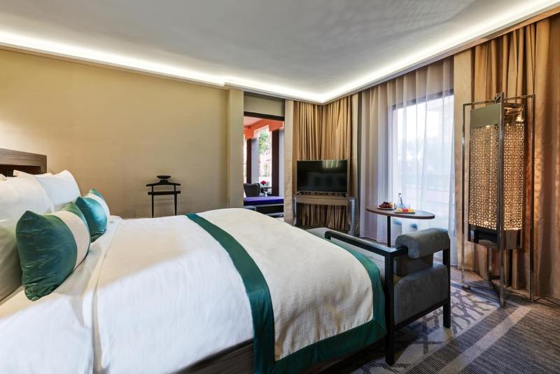 اتاق استاندارد با تخت بزرگ, Hualuxe Xi An Tanghua, An Ihg