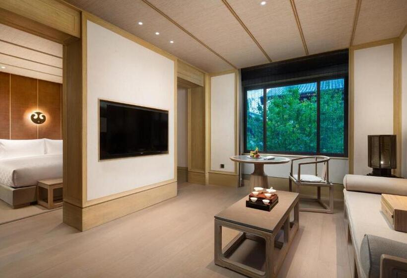 スイート, Hualuxe Xi An Tanghua, An Ihg