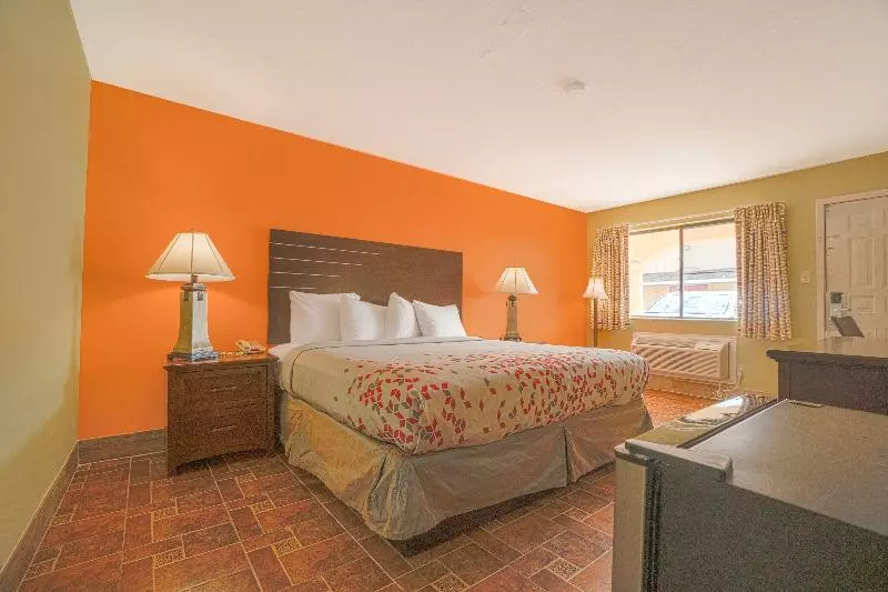 キングサイズベッドのスタンダードルーム, Aransas Bay Inn & Suites Corpus Christi by OYO