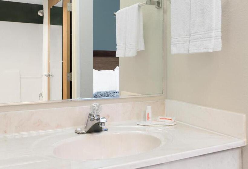 غرفة قياسية لذوى الاحتياجات الخاصة, Days Inn By Wyndham Neenah