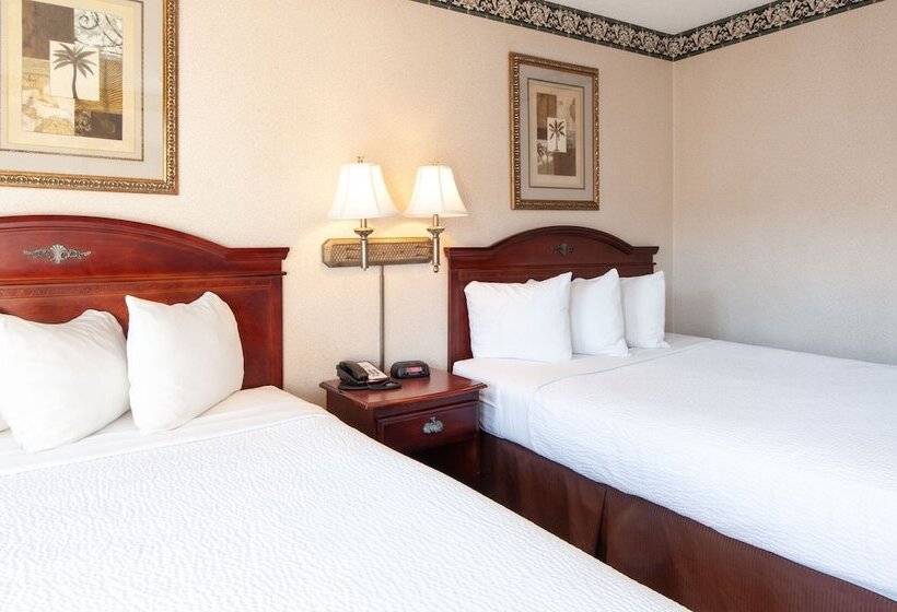 스탠다드 룸 더블 침대 2개, Studio City Court Yard