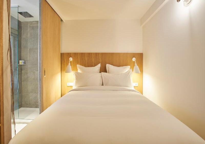 디럭스 스위트, Studio City Court Yard