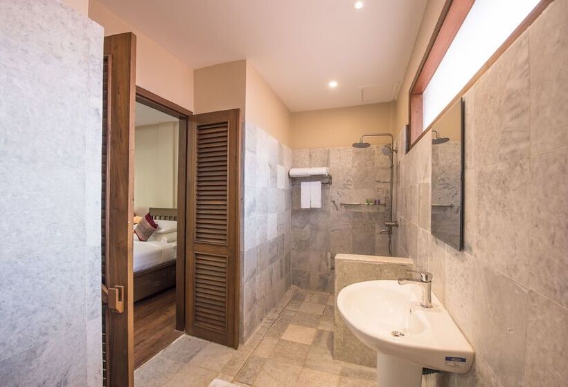 اتاق لوکس, Royal House