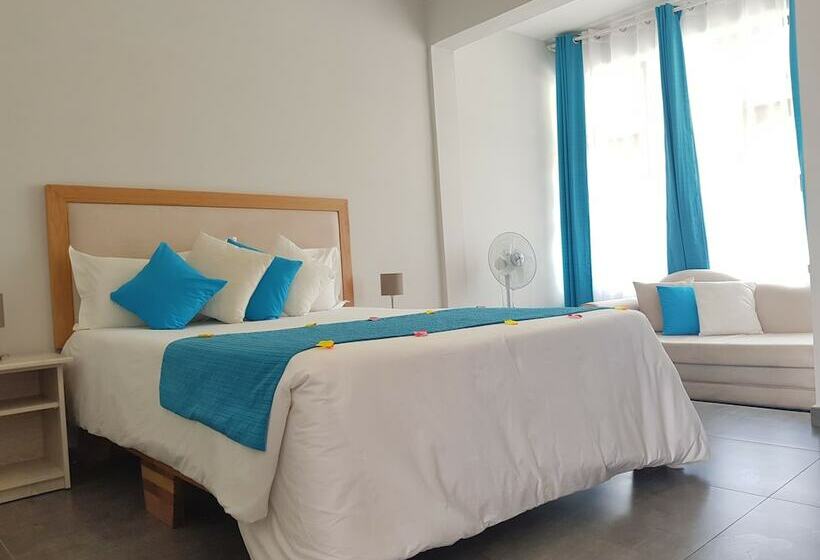 اتاق استاندارد سه نفره, Royal Attitude Business Complex