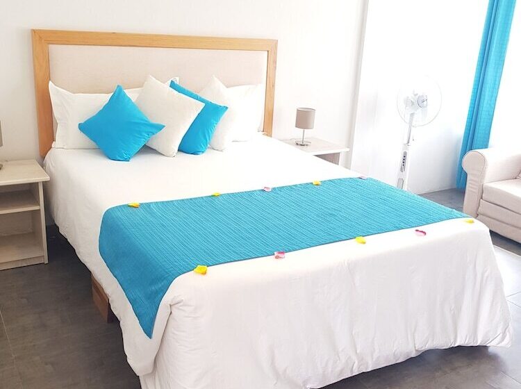 اتاق استاندارد سه نفره, Royal Attitude Business Complex