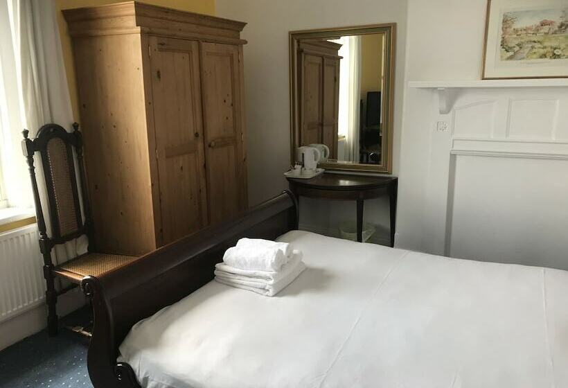 バス共有のスタンダードルーム, The Jolly Sailor