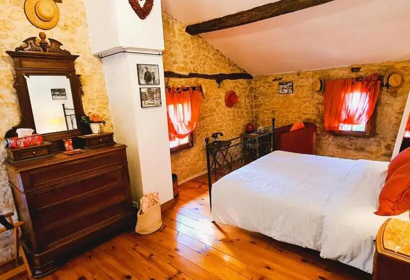 スタンダードルーム, Ferme De Tayac Charme Avec Pool