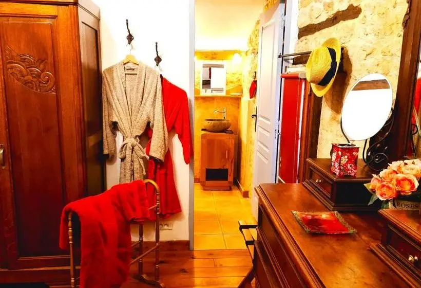 スタンダードルーム, Ferme De Tayac Charme Avec Pool