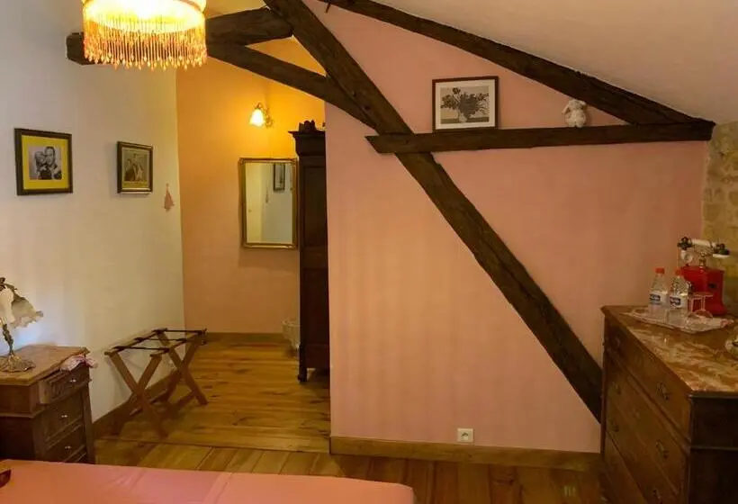 スーペリアールーム, Ferme De Tayac Charme Avec Pool