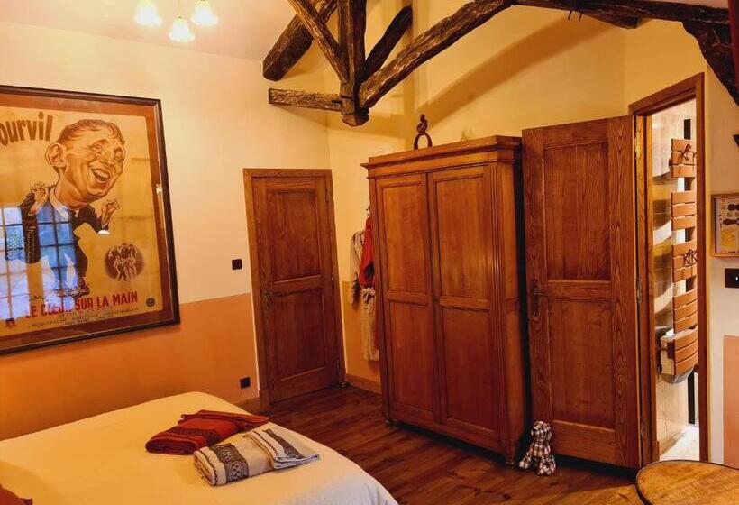 חדר סופריור עם טרסה, Ferme De Tayac   Charme Avec Pool