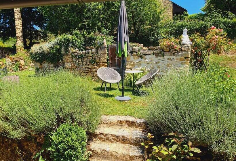 Superior Room with Terrace, Ferme De Tayac   Charme Avec Pool