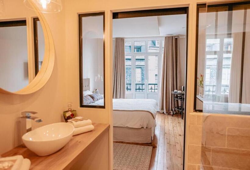 اتاق لوکس با بالکن, Chambre Roméo Ou Juliette