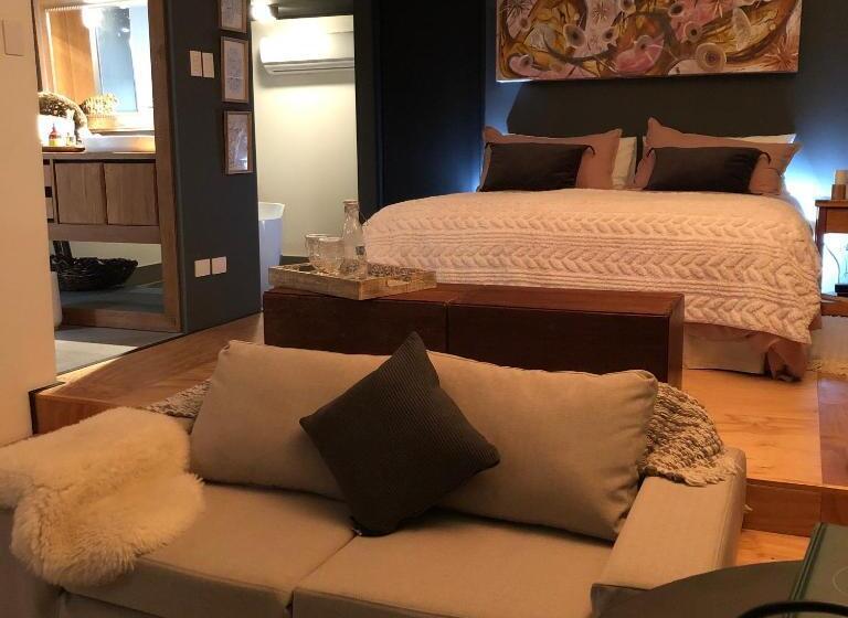 اتاق سوپریور با چشم‌انداز دریا, Meular Chiloe