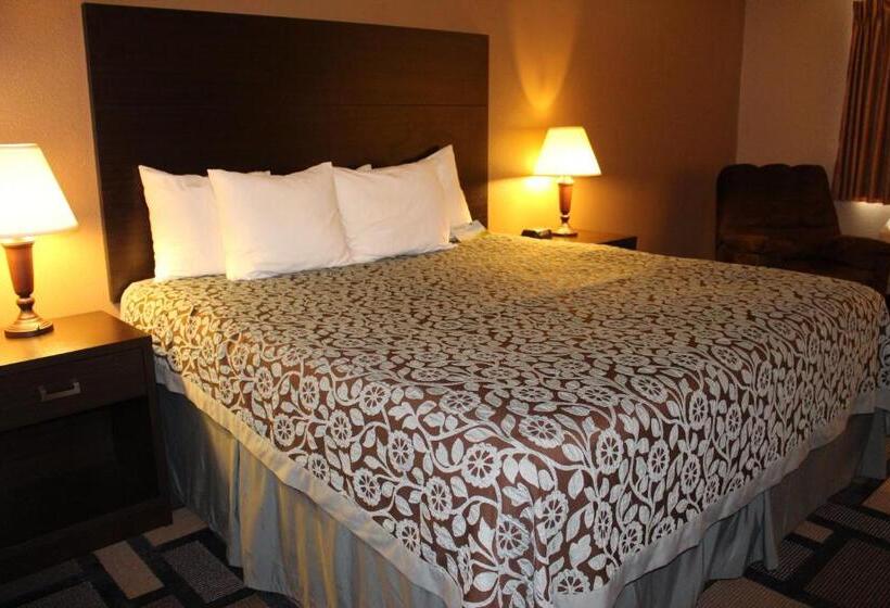 غرفة قياسية سرير كينج, Days Inn By Wyndham Watertown