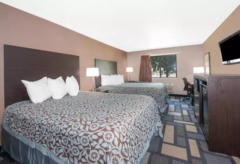 اتاق استاندارد, Days Inn By Wyndham Watertown