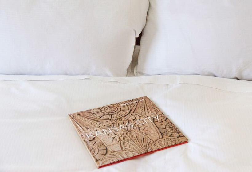 ジュニアスイート, Doubletree By Hilton Kansas City Overland Park