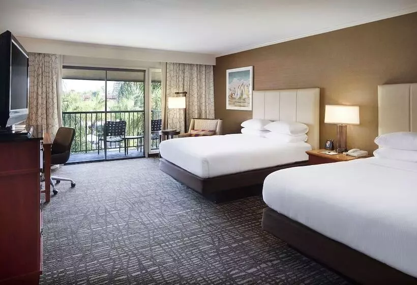 اتاق استاندارد با 2 تخت دوبل, Doubletree By Hilton Ontario Airport