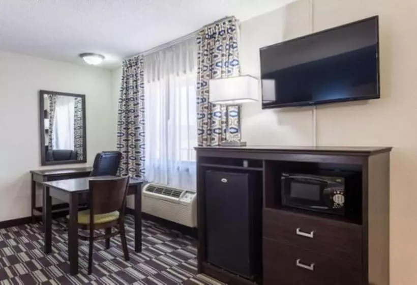 スタンダードルーム, Quality Inn Farmington