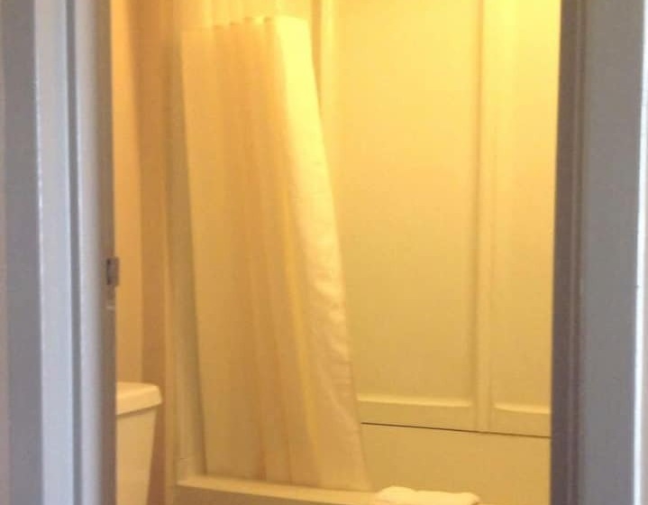 Номер Стандарт 2 Двуспальные Кровати, Hilltop Inn Pittsburgh