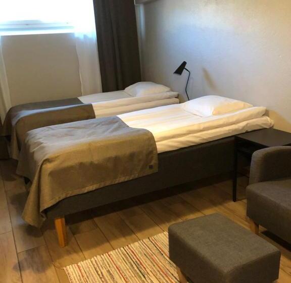 Standard room with outdoor bath, Hostel Toivola