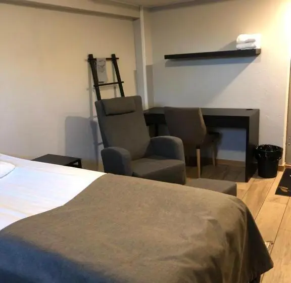 Standard room with outdoor bath, Hostel Toivola