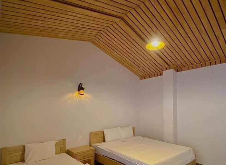 اتاق لوکس با بالکن, Catba Oasis Bungalows