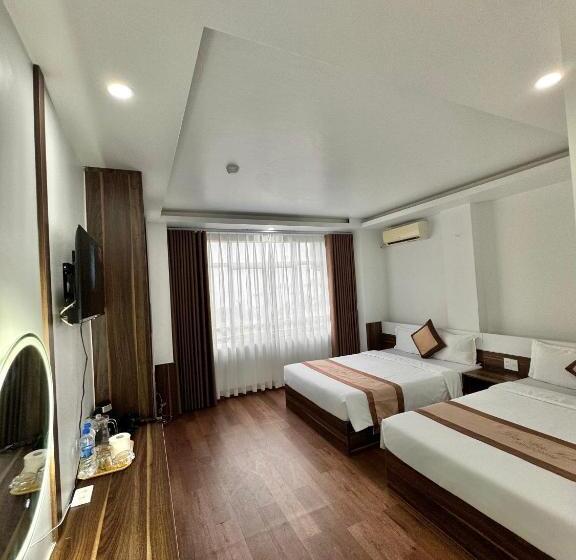 اتاق لوکس با چشمانداز دریا, Thái Bảo