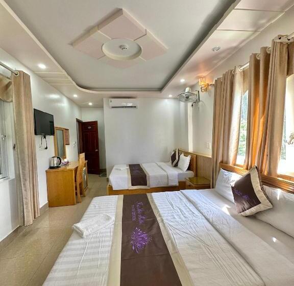 اتاق استاندارد چهار تخته, Thái Bảo