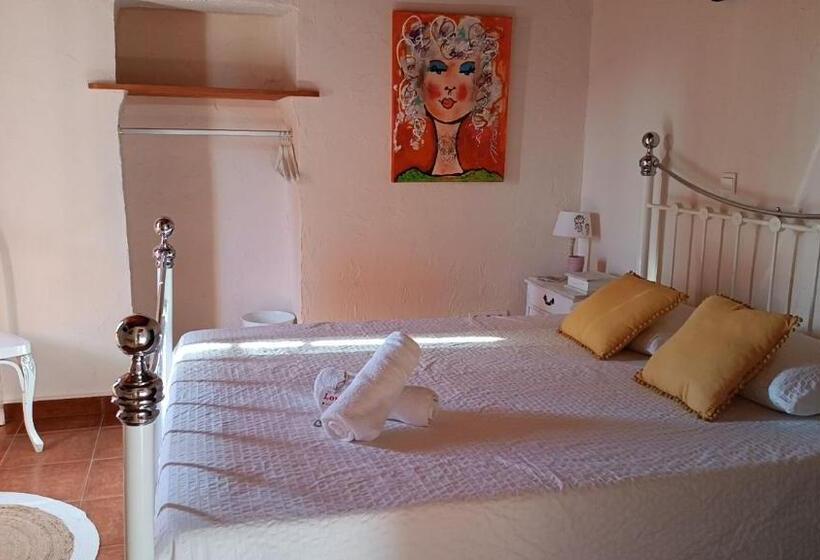 חדר משפחתי נוף להרים, Sunny Vista