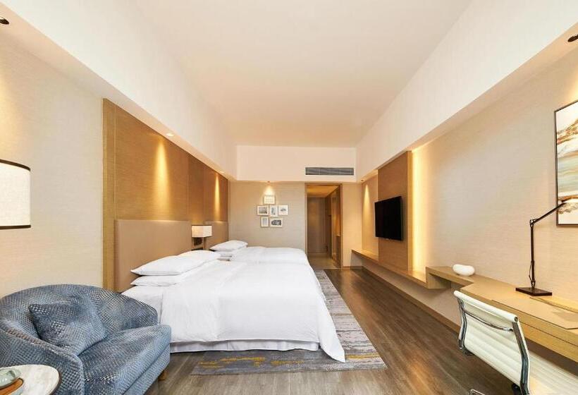 Номер Executive Кровать Квин, Four Points By Sheraton Jiaxing