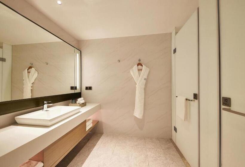 복층 룸 퀸 침대, Four Points By Sheraton Jiaxing
